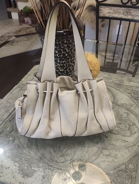 Tentaziine Due IvoryLeather Sholder Handbag Medium Size